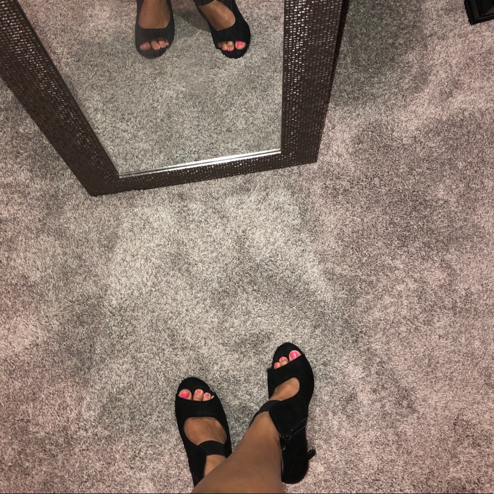 Black heels